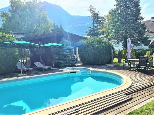 Maison de plain-pied à vendre 644 800 € 4 pièces 3 chambres 166 m² 1 787 m² de terrain Cluses 74300