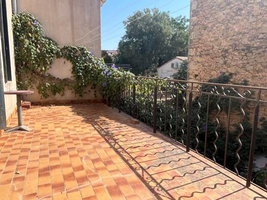 Maison à vendre 190 000 € 4 pièces 3 chambres 85 m² 166 m² de terrain Villeveyrac 34560
