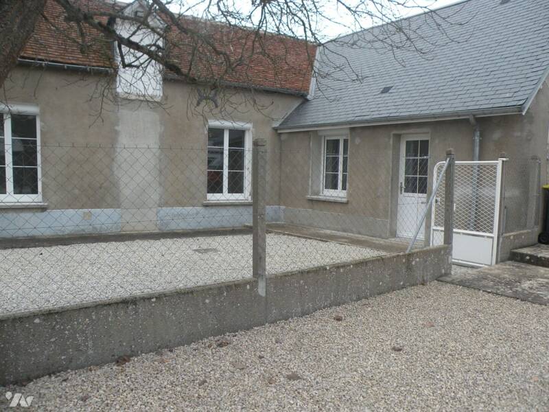 Maison à louer, 76m², JALLANS