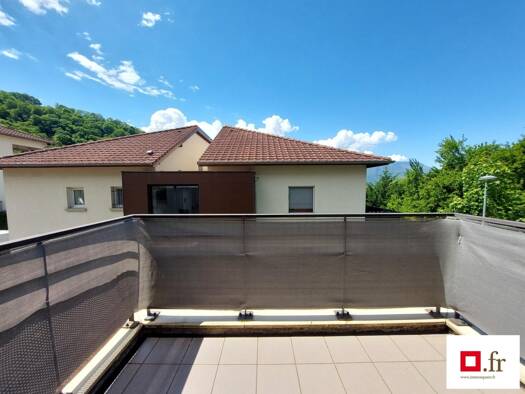 Appartement à vendre 125 000 € 2 pièces 1 chambre 34,1 m² Étage 1/2 Eybens 38320