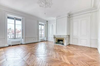 Espace bureau à louer 12 552 € 241 m² de bureaux divisible de 128 m² à 128 m² Elysées-Madeleine Paris 8ème 75008