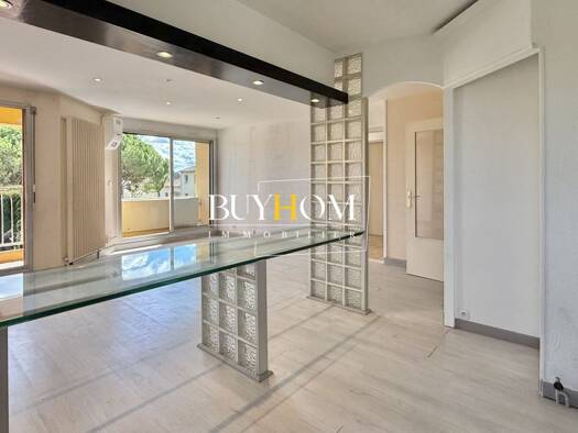 Appartement à vendre 165 000 € 4 pièces 3 chambres 88 m² Étage 2/2 Les Orchidees Le Pontet 84130