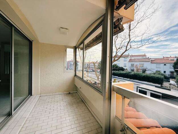 Appartement à vendre 137 000 € 3 pièces 2 chambres 80 m² 5 étages Les Remparts-Champs de Mars Perpignan 66100