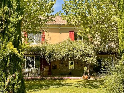 Mas à vendre 799 000 € 7 pièces 6 chambres 250 m² 10 347 m² de terrain Les Lauzards Salon-de-Provence 13300