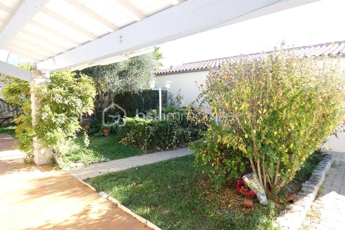 Maison à vendre, 140m², L'HOUMEAU