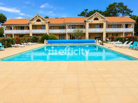 Appartement à vendre 99 900 € 3 pièces 2 chambres 40 m² RDC/1 Soulac-sur-Mer 33780