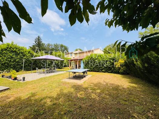 Maison à vendre 249 000 € 11 pièces 8 chambres 273 m² 1 386 m² de terrain Campagne-sur-Aude 11260