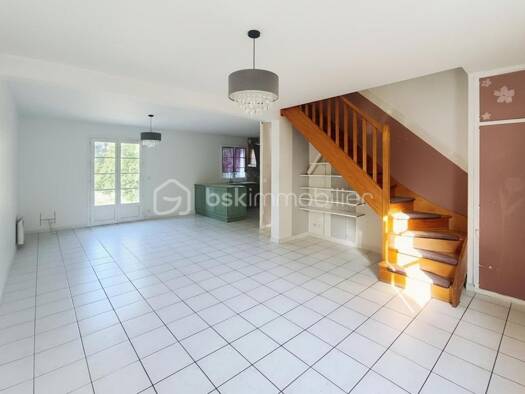 Maison à vendre 285 000 € 4 pièces 3 chambres 93,95 m² 451 m² de terrain Villeneuve-sous-Dammartin 77230
