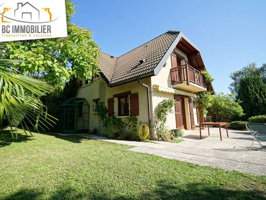 Maison à vendre 898 000 € 7 pièces 6 chambres 183,57 m² 900 m² de terrain Sauverny 01220