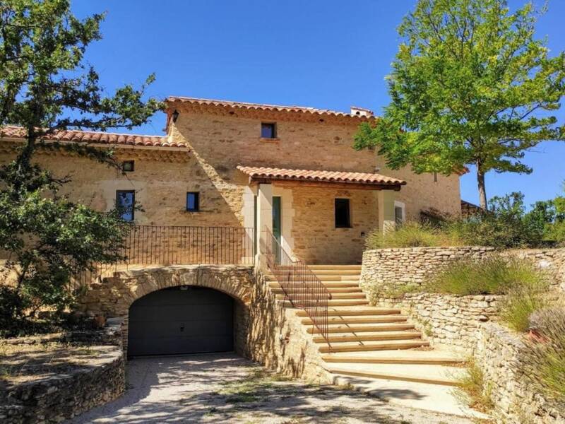 Maison à vendre, 245m², SAINT SATURNIN LES APT