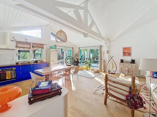 Maison à vendre 579 000 € 5 pièces 3 chambres 105 m² 900 m² de terrain Audenge 33980