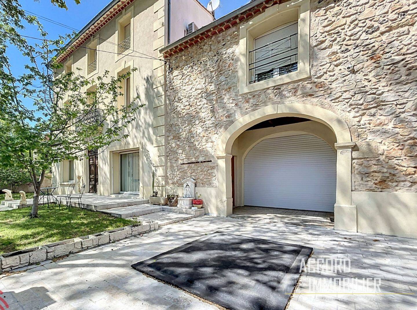 Maison à vendre, 328m², POMEROLS