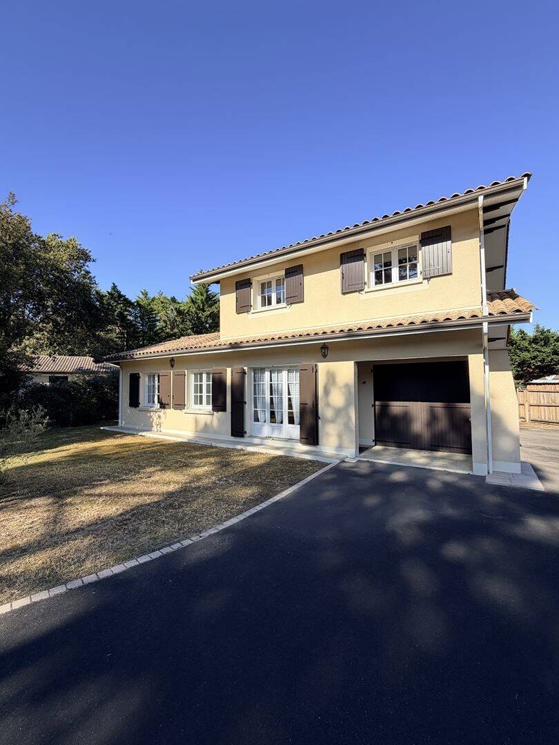 Maison à vendre, 128m², SOULAC SUR MER