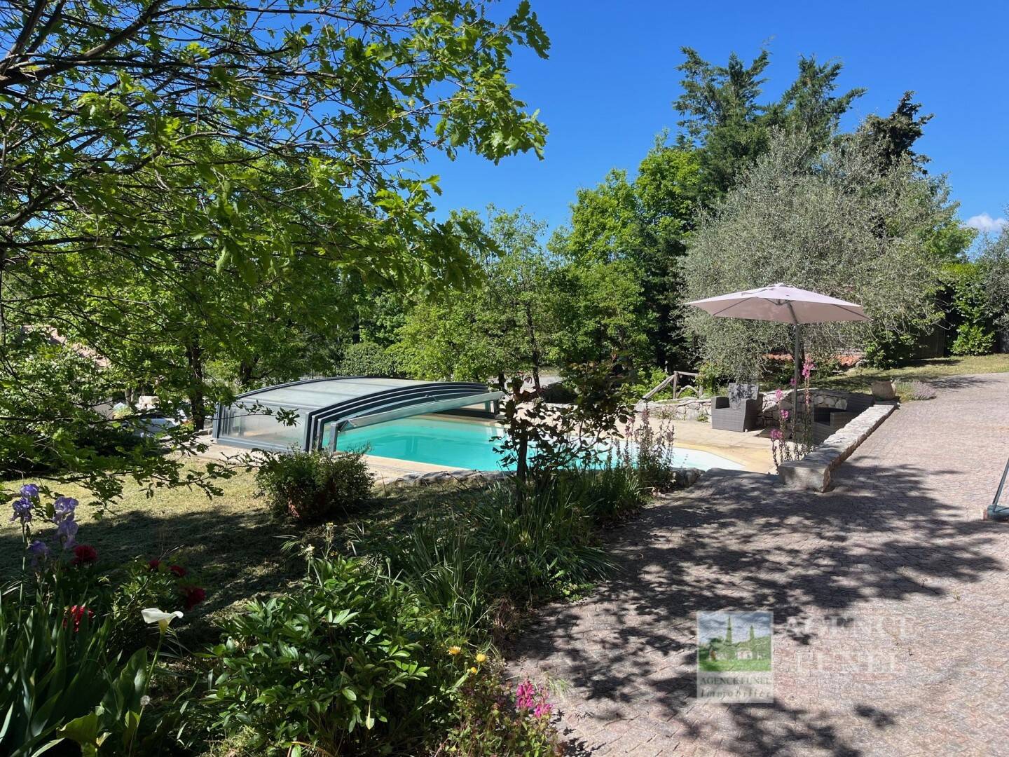 Maison à vendre, 138m², SAINT VALLIER DE THIEY