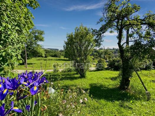 Ferme à vendre 239 000 € 9 pièces 6 chambres 186 m² 2 690 m² de terrain Saint-Léger-de-Fougeret 58120
