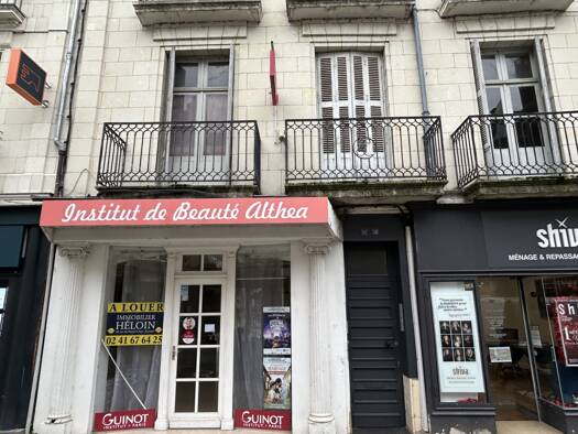 Local commercial à louer 790 € 50 m² de surface de vente Saumur 49400