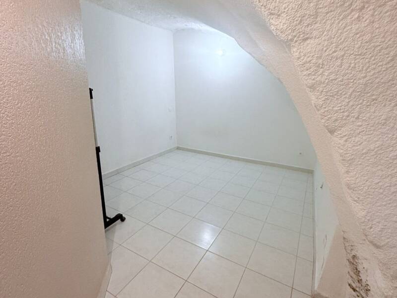 Maison à louer, 29m², MONTBAZIN