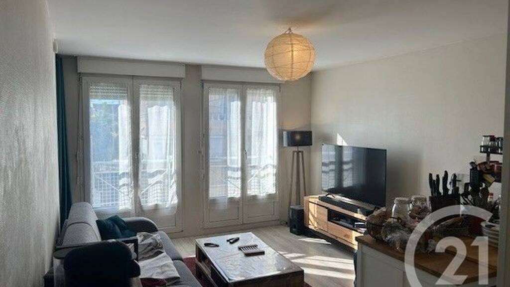 Appartement à louer 695 € 2 pièces 1 chambre 33,9 m² 1er étage Savigny sur Orge 91600