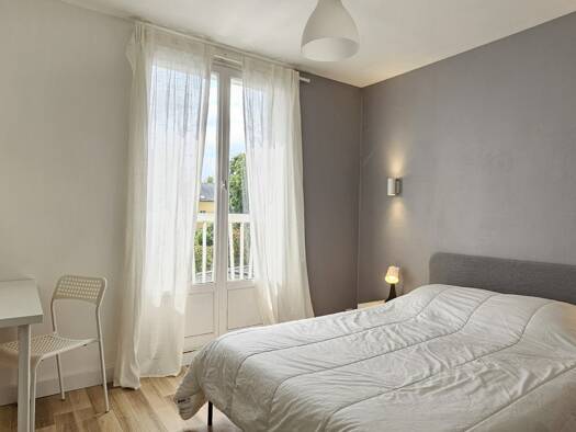 Appartement à louer 400 € 6 pièces 5 chambres 90 m² Étage 2/4 Villejean-Beauregard Rennes 35000