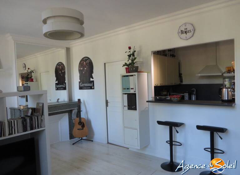 Appartement à louer 505 € 2 pièces 1<br/>chambre 44,1 m²<br/>superficie 1er<br/>étage Bourg-Charité Narbonne 11100