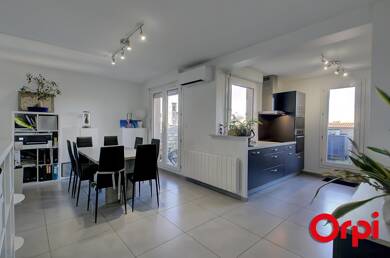Duplex à vendre 189 500 € 3 pièces 2 chambres 70 m² Centre Ville Est Bourgoin-Jallieu 38300