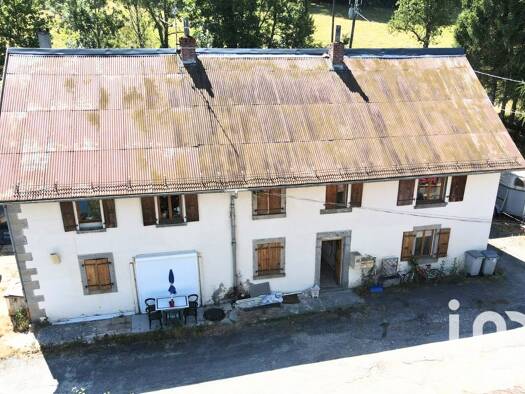 Immeuble à vendre 600 000 € 281 m² Saxel 74420