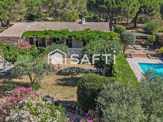 Maison à vendre 580 000 € 4 pièces 2 chambres 95 m² 1 358 m² de terrain La Bouverie Roquebrune-sur-Argens 83520