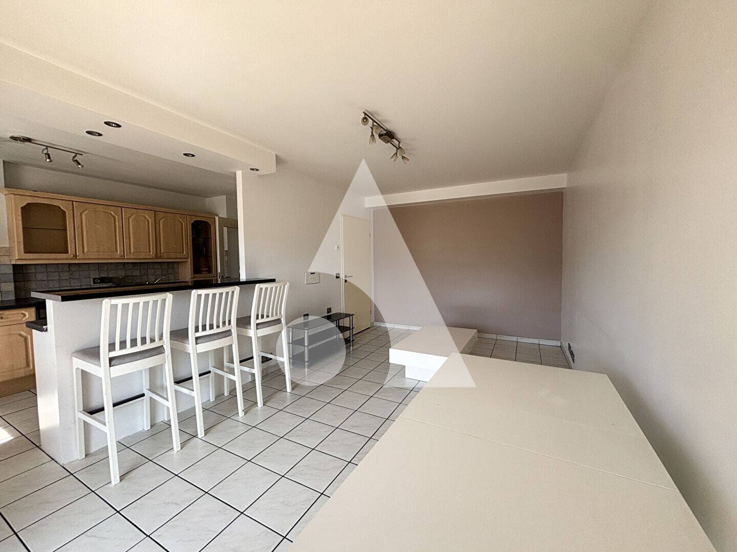 Maison à louer, 66m², SAINT JULIEN EN GENEVOIS