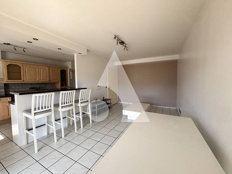 Maison à louer, 66m², SAINT JULIEN EN GENEVOIS
