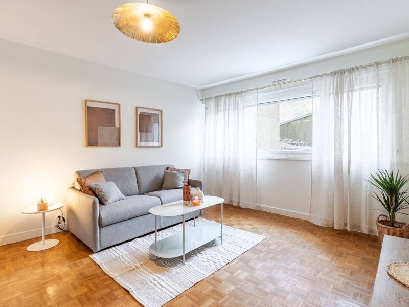 Maison à louer, 30m², PARIS 18E