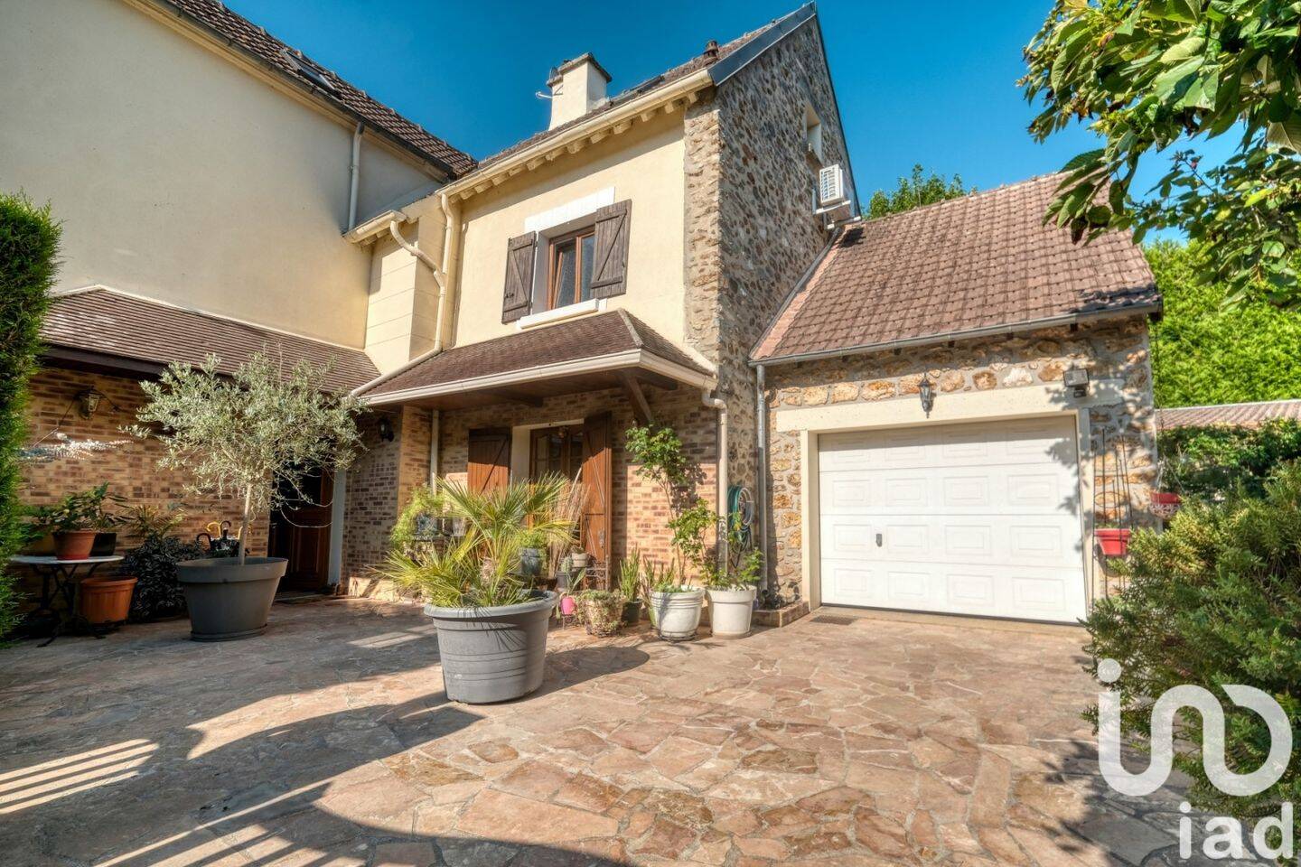 Maison à vendre, 125m², SAINT JEAN LES DEUX JUMEAUX