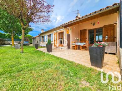 Maison de plain-pied à vendre 245 000 € 5 pièces 4 chambres 95 m² 850 m² de terrain La Cavalerie 12230