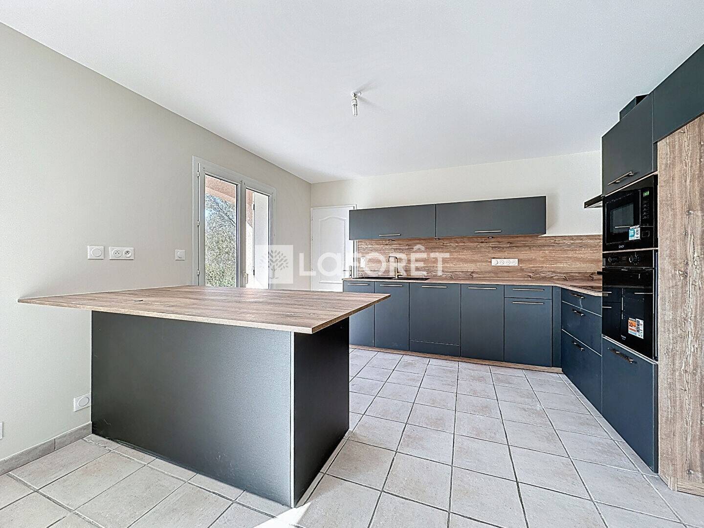 Maison à vendre, 130m², SAINT JULIEN SUR VEYLE