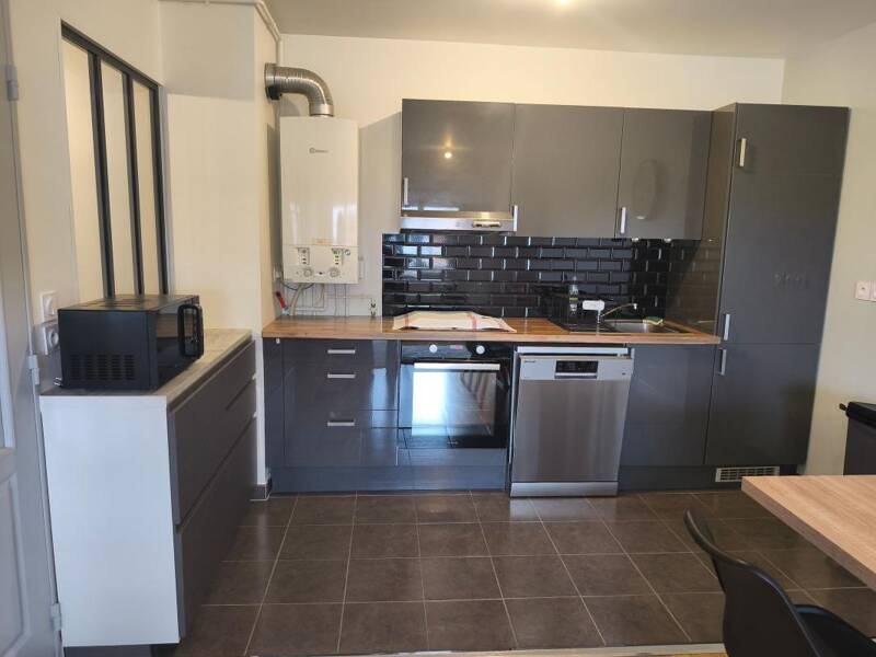 Maison à louer, 47m², CHAUCONIN NEUFMONTIERS