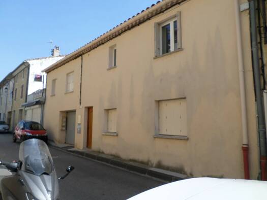 Appartement à louer 665 € 4 pièces 2 chambres 66,2 m² 1er étage Vacqueyras 84190