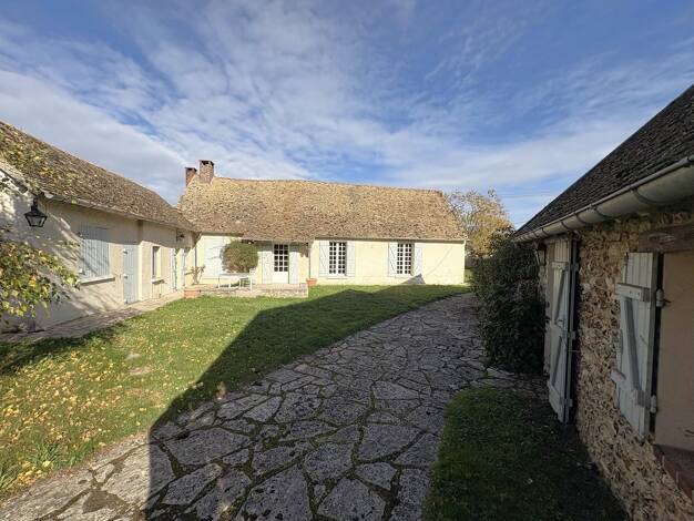 Maison à vendre 595 000 € 7 pièces 4 chambres 180 m² 1 290 m² de terrain Houdan 78550