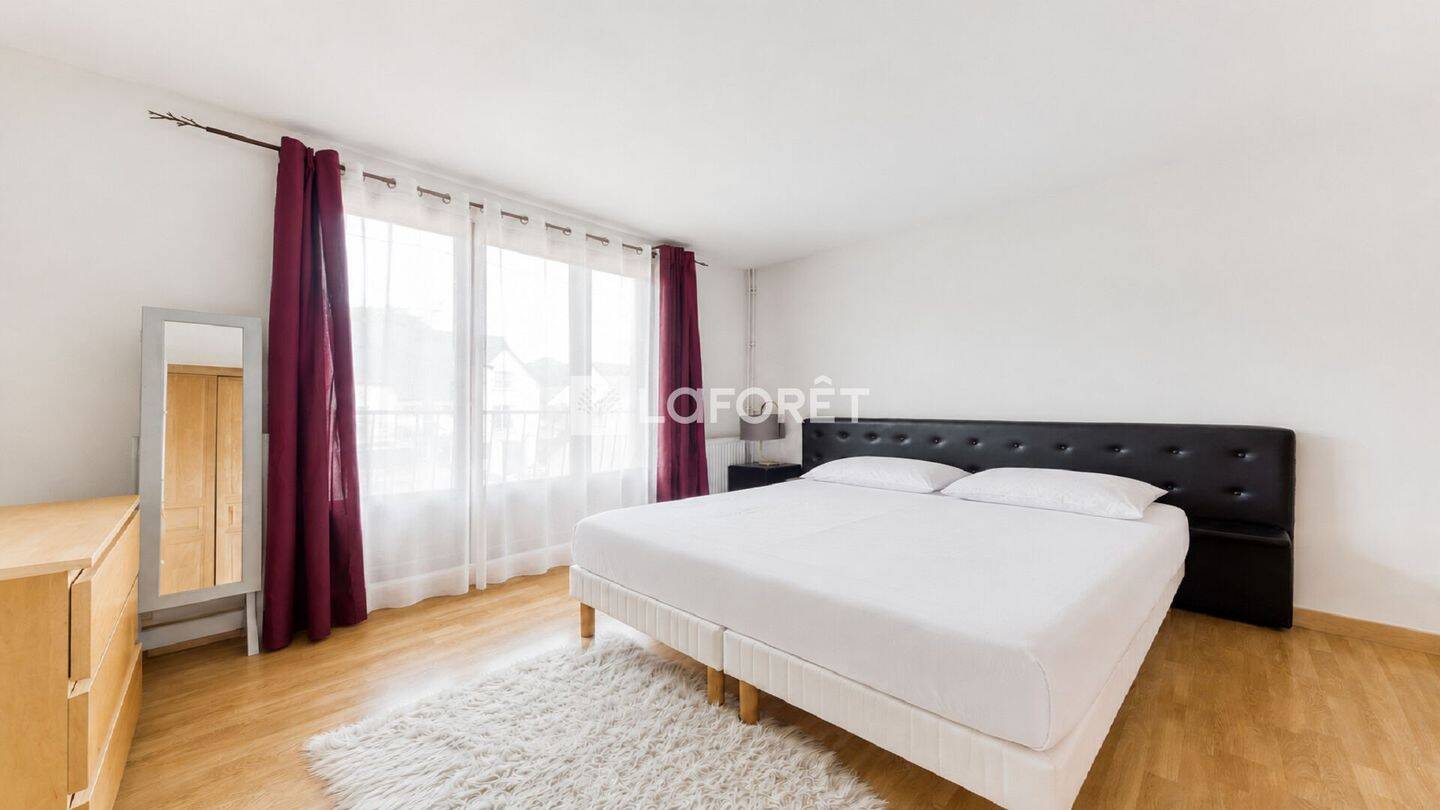 Maison à vendre, 122m², ROISSY EN BRIE