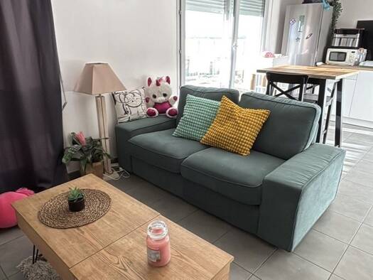 Appartement à louer - logement étudiant 600 € 1 pièce 33 m² Étage 3/3 Geraniums-Champlantier-La Begude Feyzin 69320