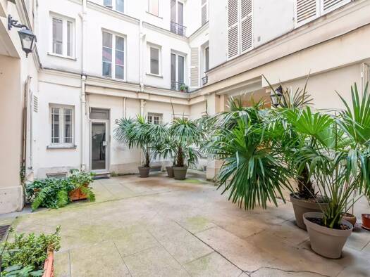 Appartement à vendre 399 000 € 3 pièces 1 chambre 43,45 m² RDC/5 Goutte d'Or-Château Rouge Paris 18ème arrondissement 75018