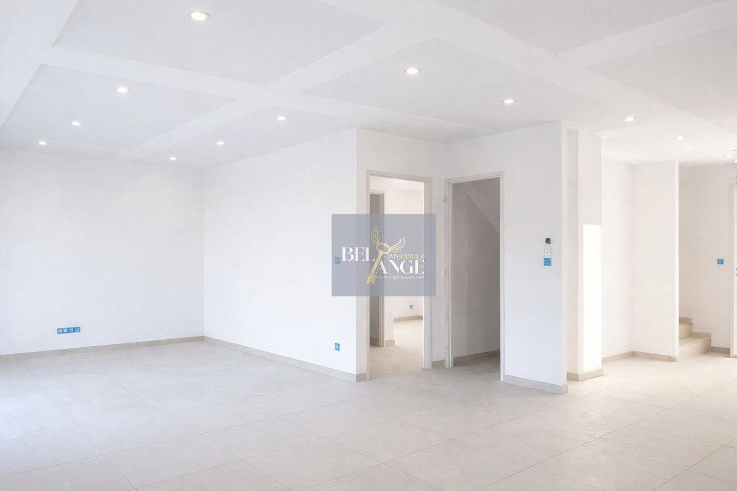 Maison à vendre, 88m², VALLON PONT D'ARC