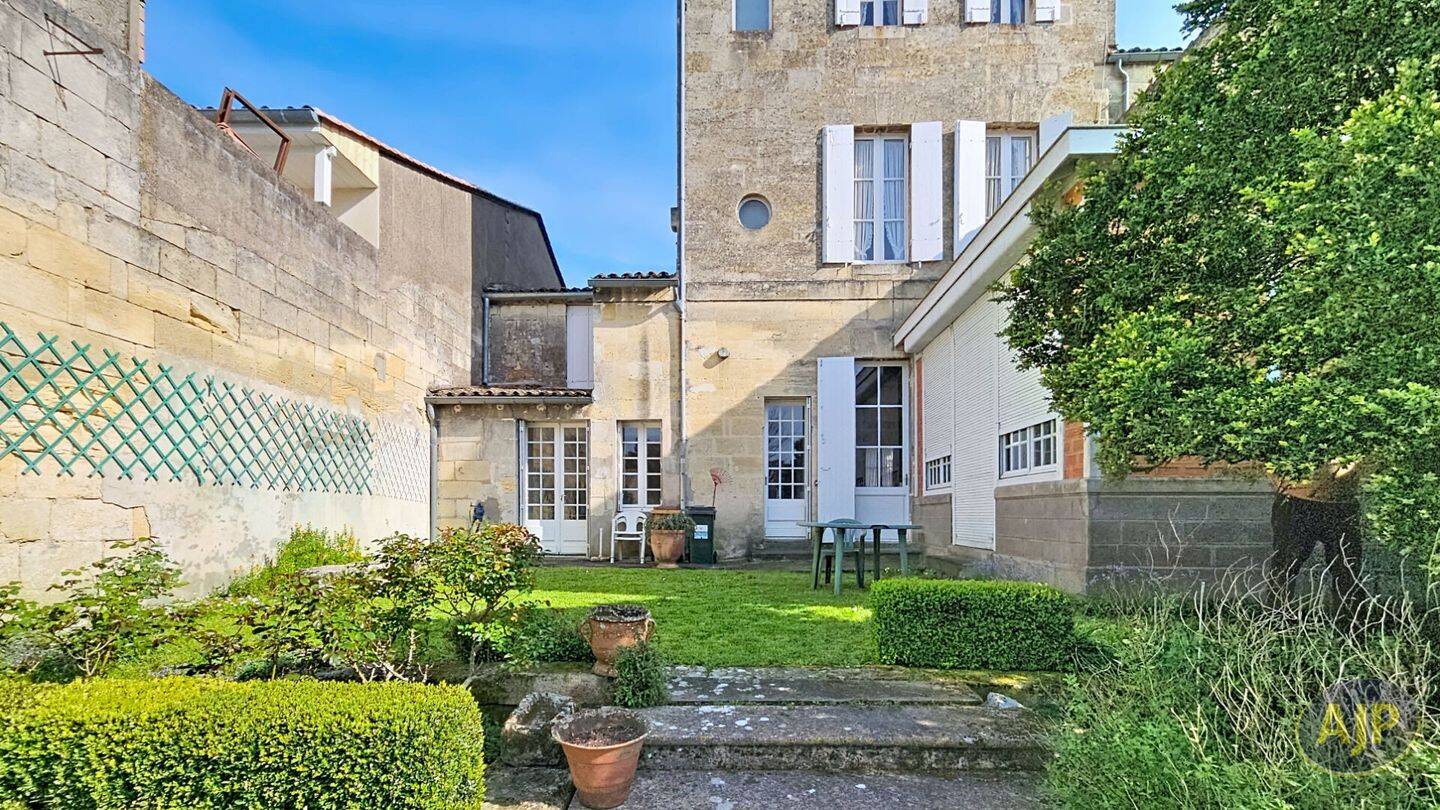 Maison à vendre, 272m², LIBOURNE