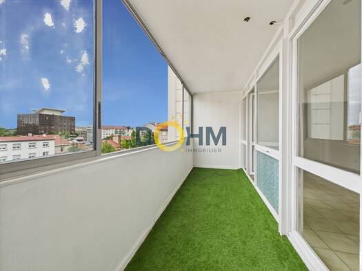 Appartement à vendre 149 000 € 5 pièces 3 chambres 97 m² Étage 6/7 St Etienne 42100