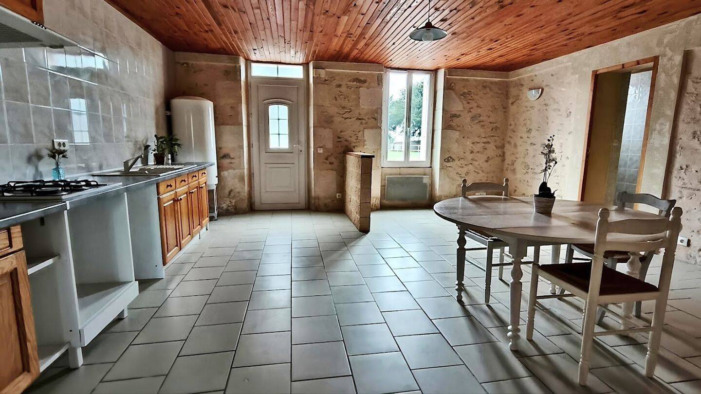 Maison à vendre, 110m², SAINT CIERS SUR GIRONDE