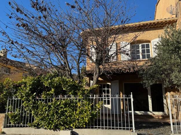 Villa à vendre 245 000 € 4 pièces 3 chambres 125,3 m² 252 m² de terrain Les Salles-sur-Verdon 83630