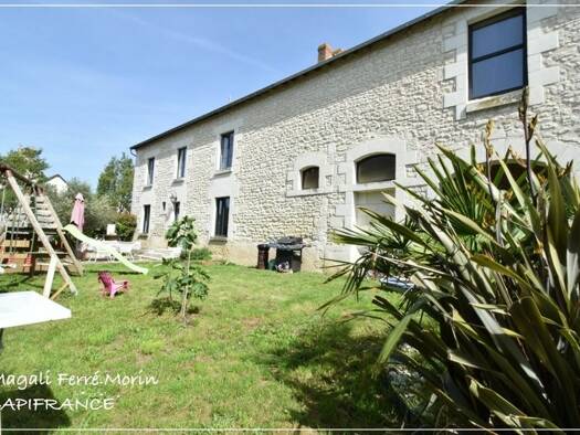Maison à vendre 297 000 € 5 pièces 3 chambres 155 m² 580 m² de terrain Noyant-de-Touraine 37800