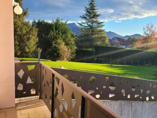 Maison à vendre 750 000 € 5 pièces 3 chambres 130 m² 2 309 m² de terrain Chantaco Saint-Jean-de-Luz 64500