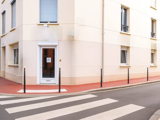 Espace bureau à vendre 450 000 € 71,1 m² de bureaux Centre-Mairie Asnières-sur-Seine 92600