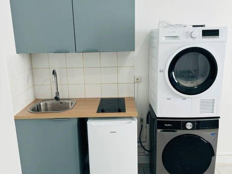 Maison à louer, 18m², MARSEILLE 5E