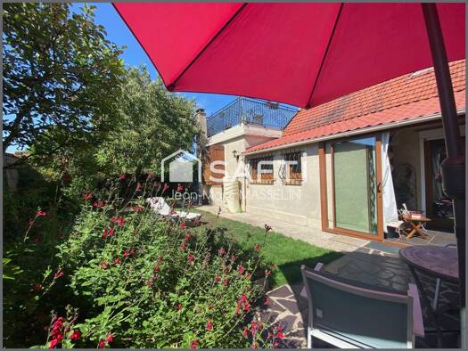 Maison à vendre 228 000 € 4 pièces 2 chambres 65 m² 226 m² de terrain Mantes-la-Jolie 78200