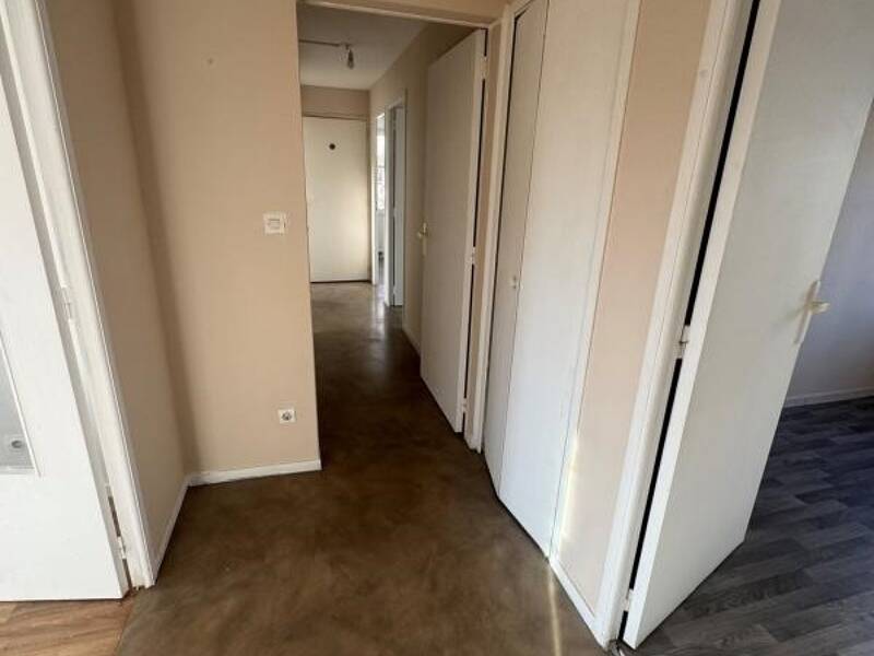 Maison à louer, 79m², SAINT JULIEN LES VILLAS